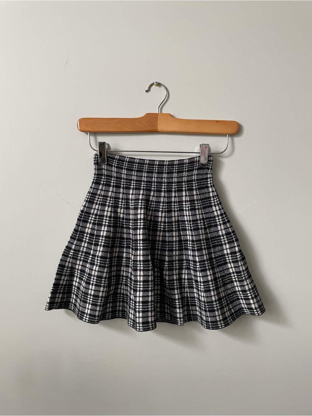 Primarm Black & White Plaid Fit-and-Flare Skirt • Women’s 4 Fits like (XS/S)